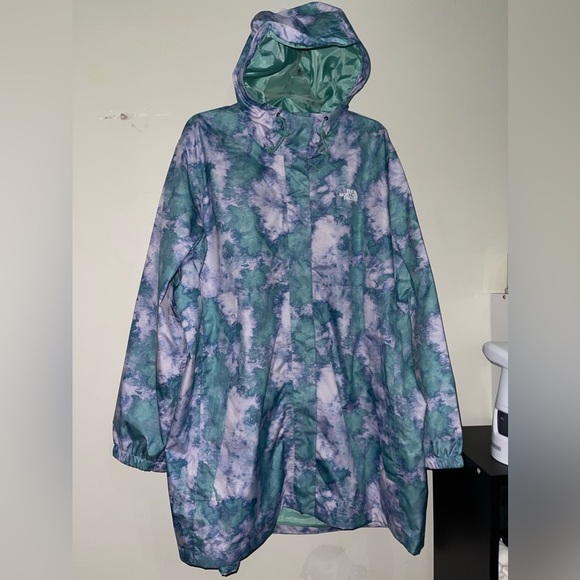 The North Face Women’s Plus Size Printed Antora Parka - Picture 11 of 16